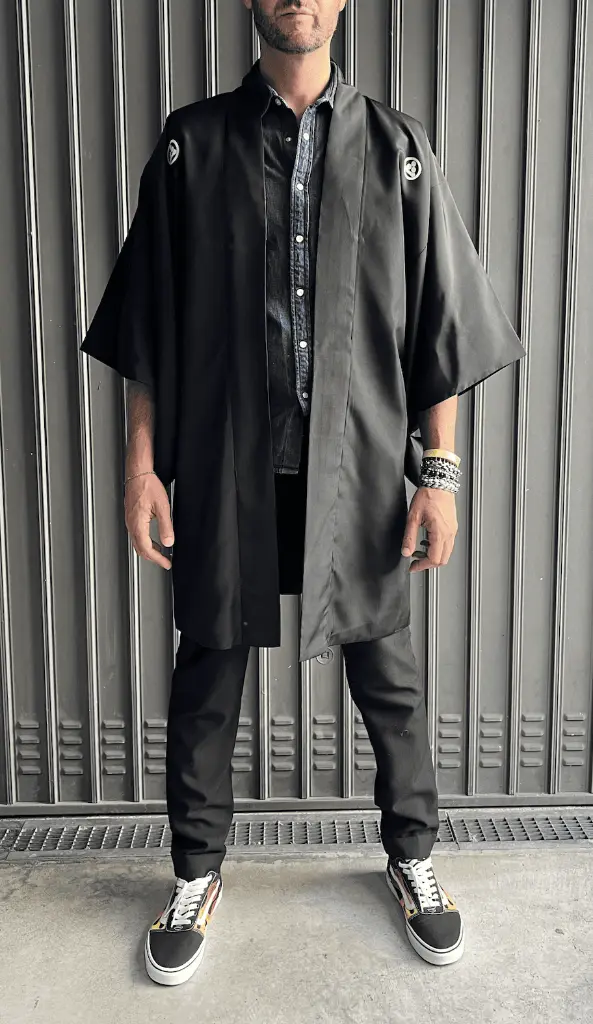 A1KVB-FRONT_2.webp