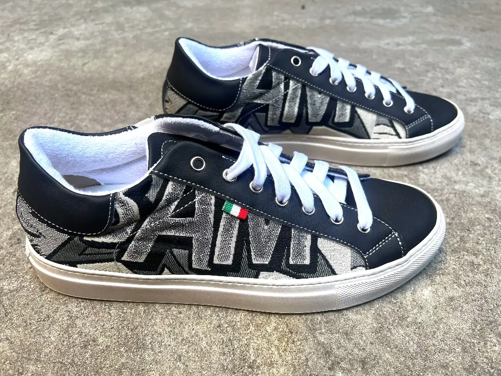 [48WBE41] Wow Sneaker Black Ecru