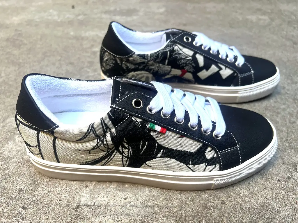 [44MBE36] Manga Sneaker Black Ecru