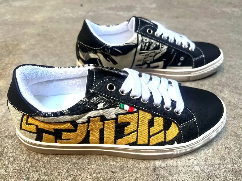 [41MBE37] Manga Sneaker Black Ecru