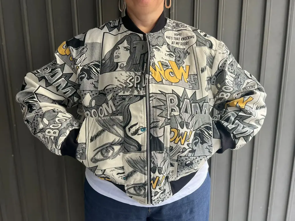 [47BHWE-O] Bomber Holly Wow Ecru