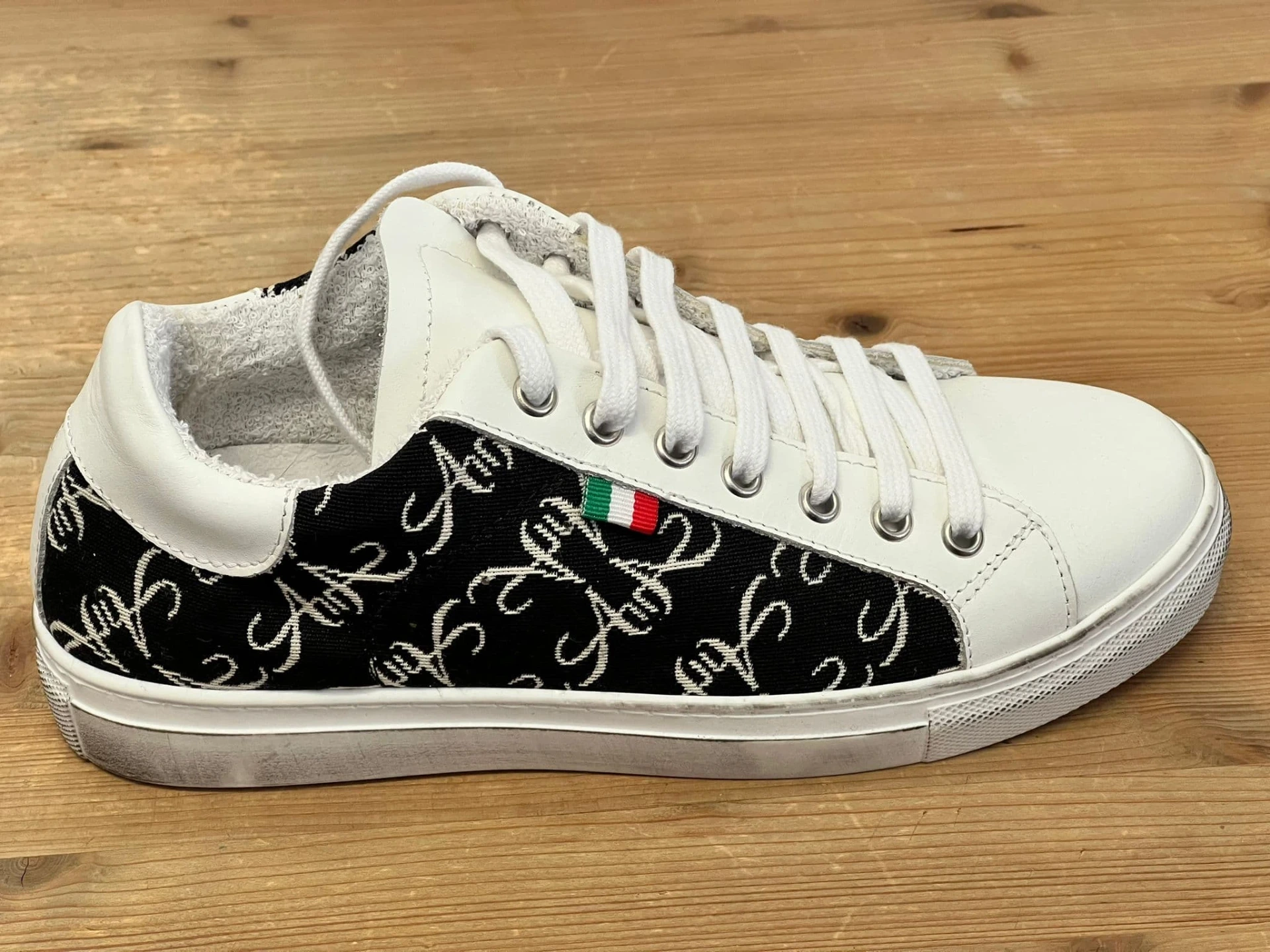 [1GRAWB1_37] Sneaker Greca 1GRAWB1 (37)