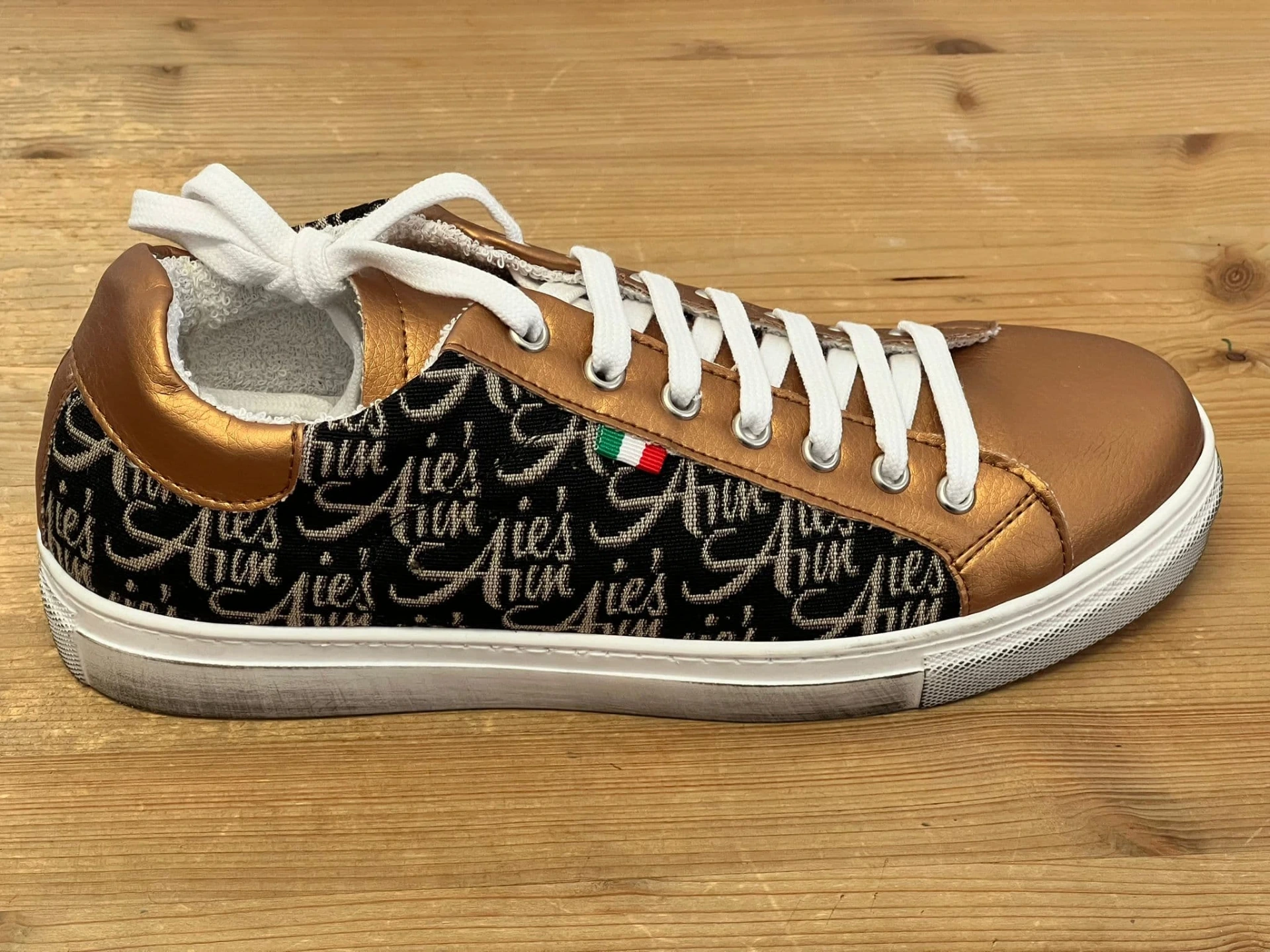 [11LGOGB4_36] Sneaker Logo 11LGOGB4 (36)