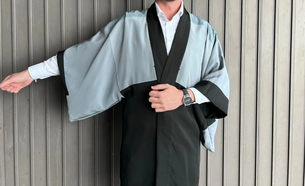 [COR6A2KVV] Kimono Vintage Village