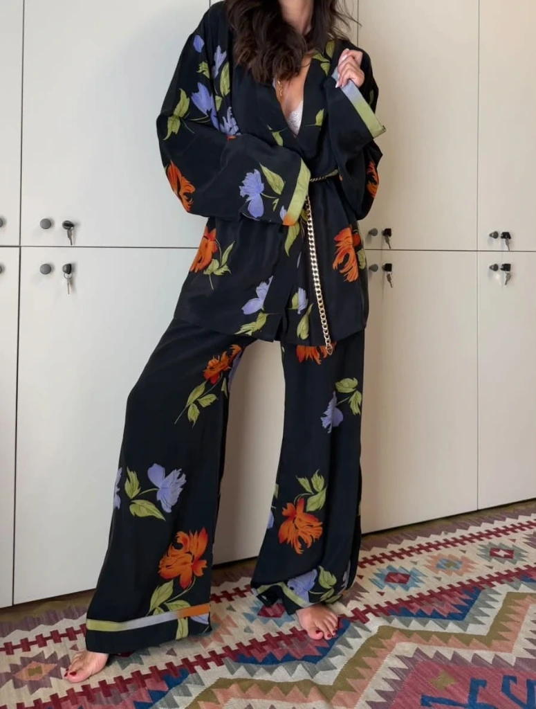Completo Floreale Nero